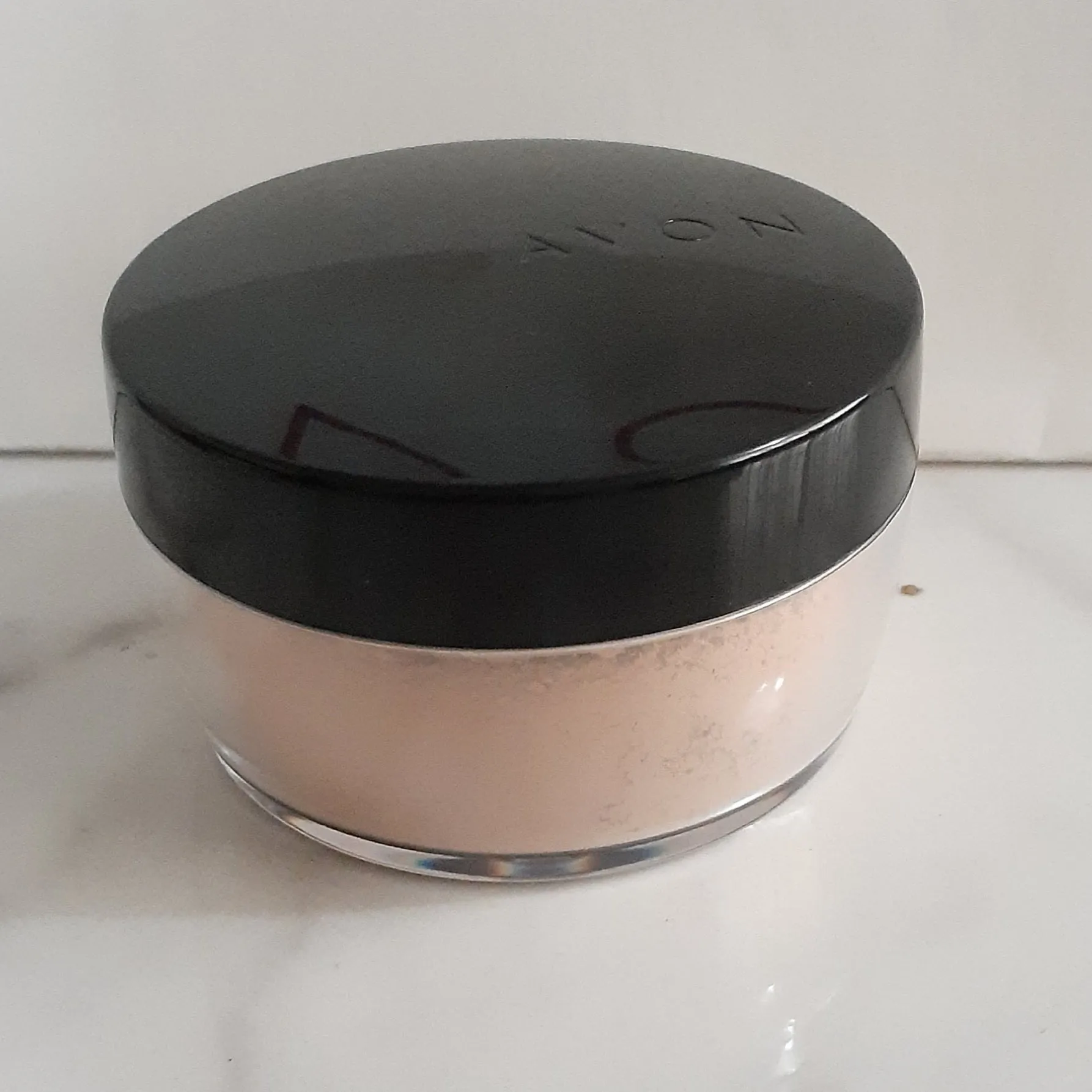 Avon Ideal Flawless Loose Powder | Medium