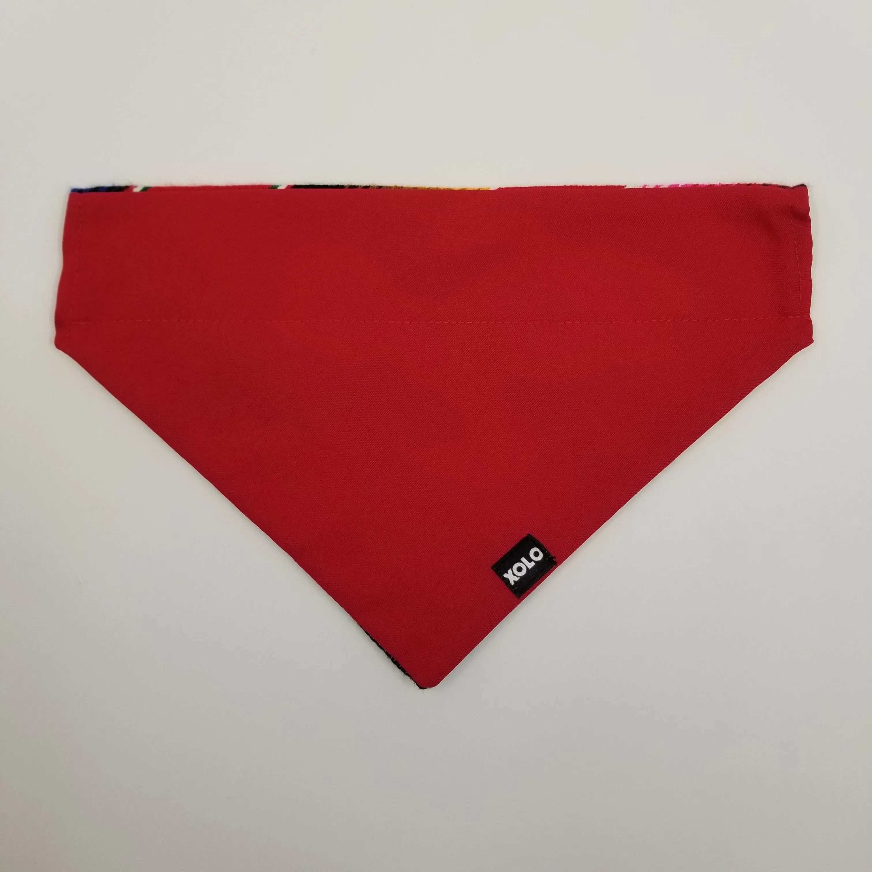 LARGE RED SARAPE DOG BANDANA. 127
