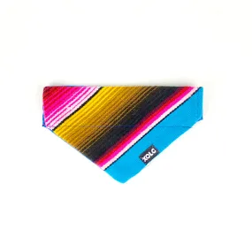 SMALL BLUE SARAPE DOG BANDANA.  364